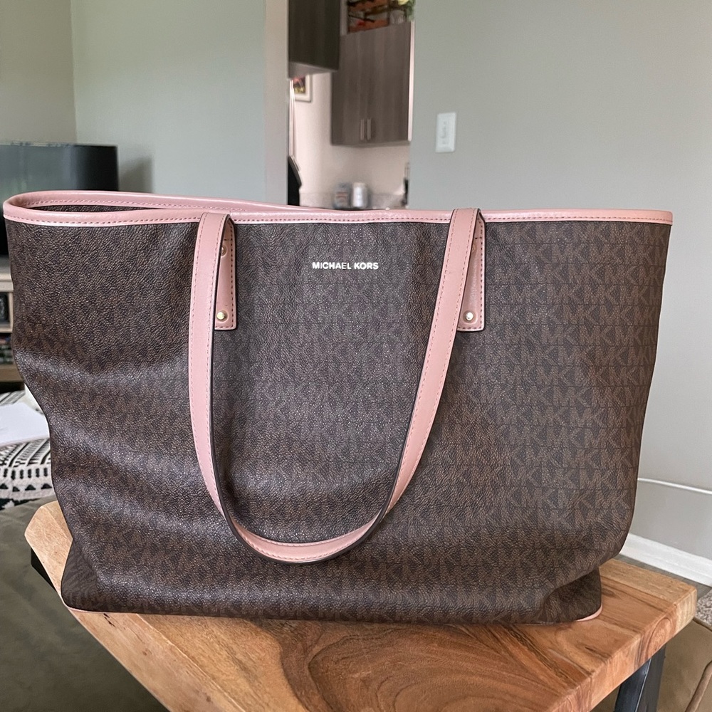 Large Michael Kors tote
